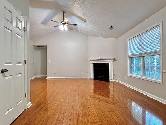 5th image of 327 Lee Miller Dr #327