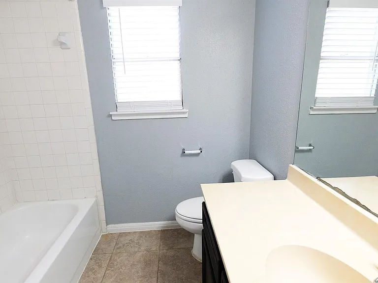 1203 Beckwood Cir — Photo 25