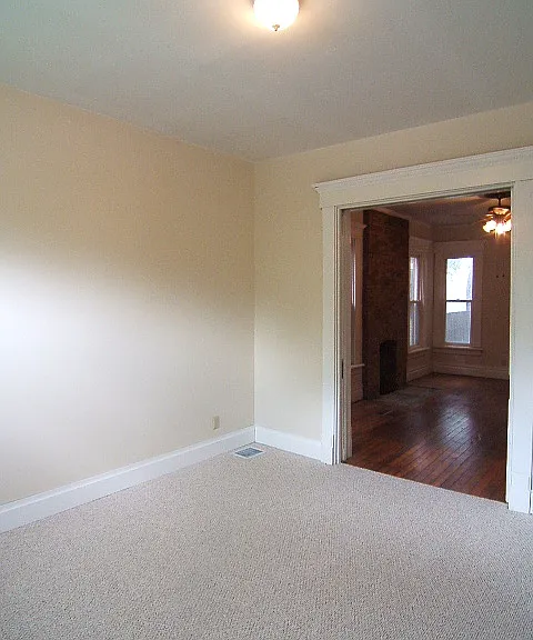 1358 Neil Ave — Photo 6