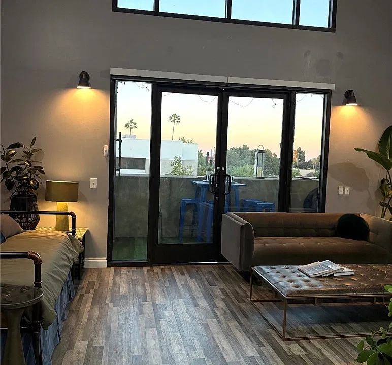 101 W Mission Blvd #322