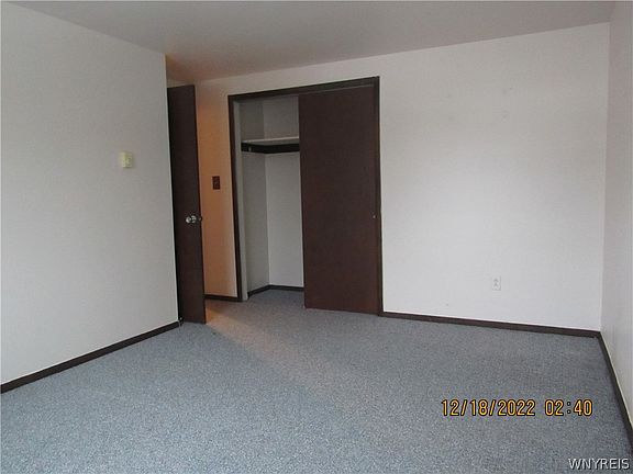 4th image of 837B Beach Rd