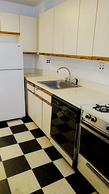 Rented by Brick Real Estate | media 35