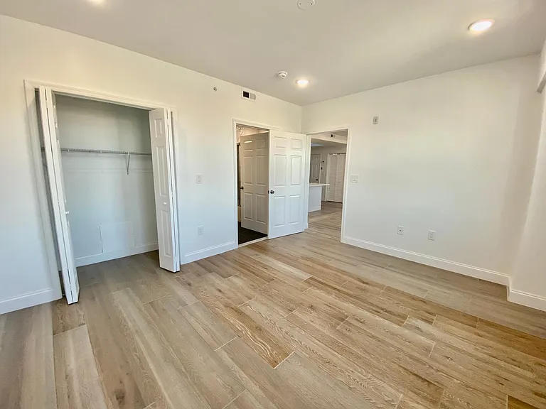 1220 Hamilton St #7A — Photo 4