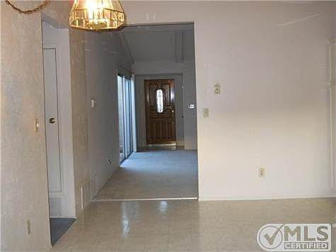 5th image of 9066 Calle Lucia