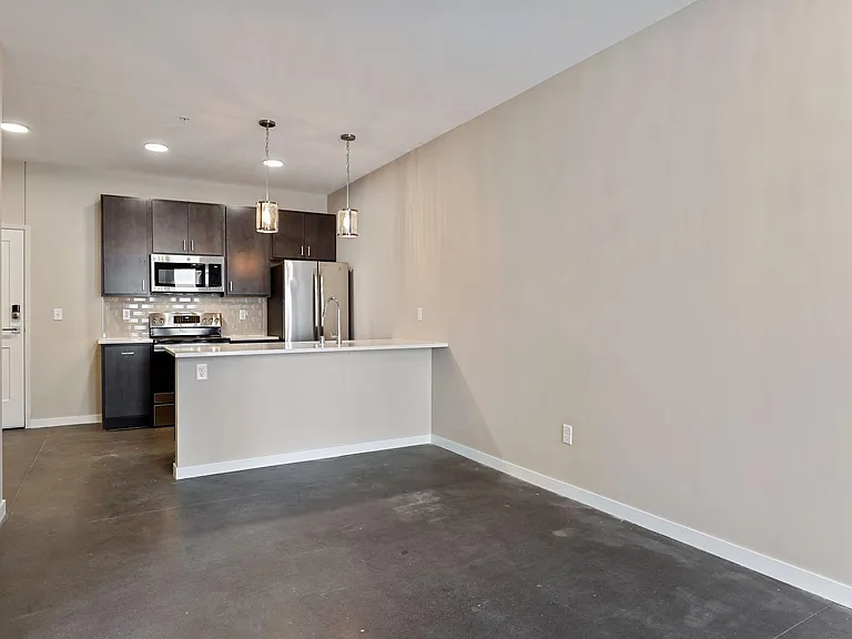 756 Jackson St NE #101 — Photo 9