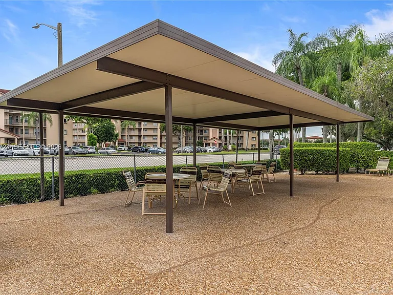 850 SW 133rd Ter #106B — Photo 38