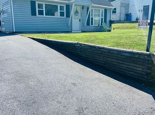 362 Cypress Dr, Middletown, PA 17057