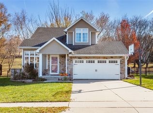 2404 Pine Ct, Van Meter, IA 50261