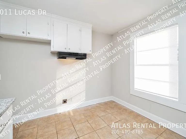 2011 Lucas Dr — Photo 14
