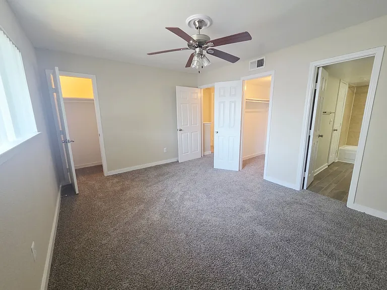 2 Bedroom