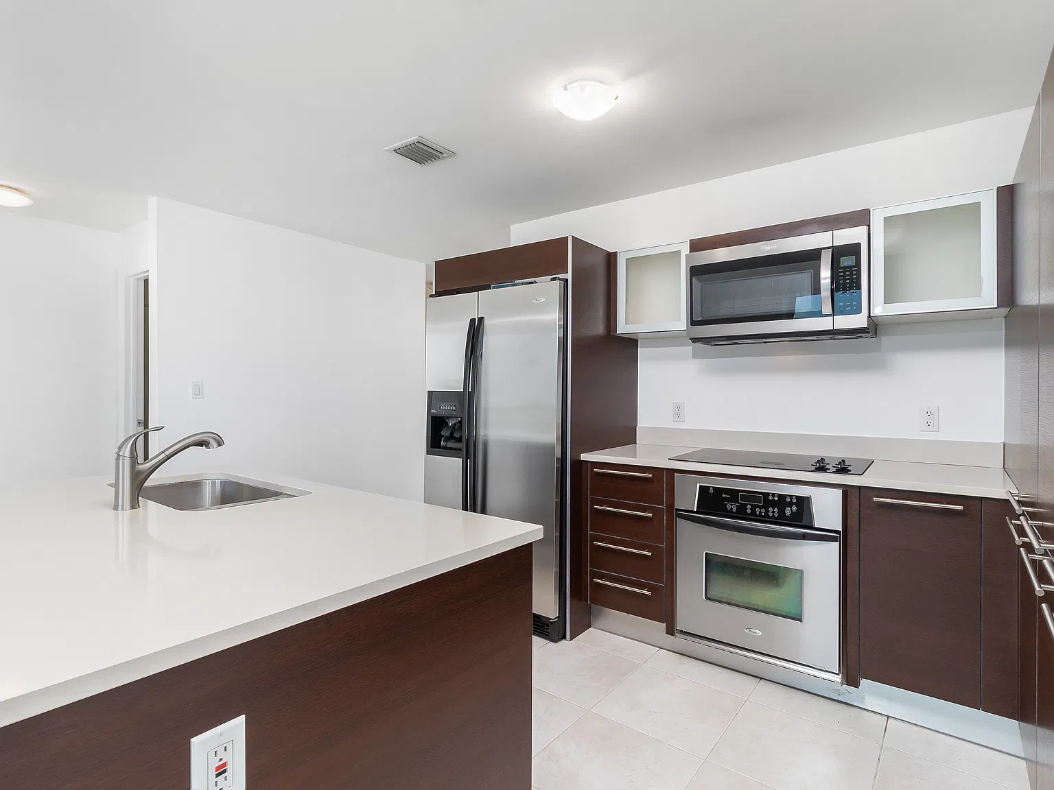 2 bed, 1180 sqft, $4,000 — Photo 4