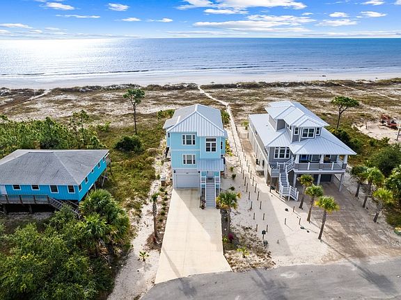 2nd image of 102 Curve Rd