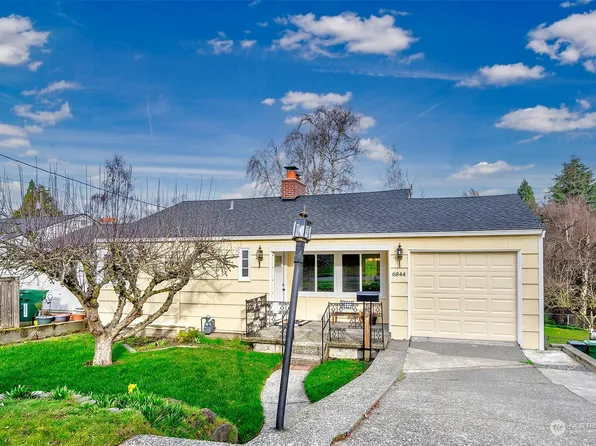 6844 37th Avenue NE, Seattle, WA 98115