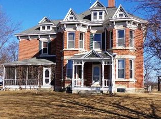 24126 Fairview Rd, Anamosa, IA 52205