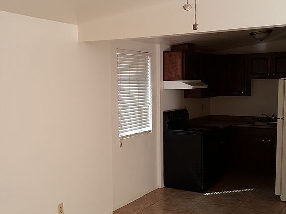 Living room to Kitchen