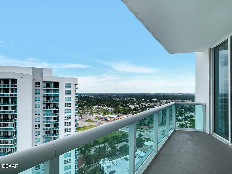 241 Riverside Dr #2509 — Photo 33