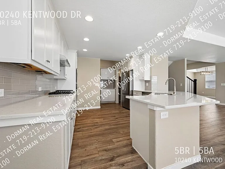 10240 Kentwood Dr — Photo 14