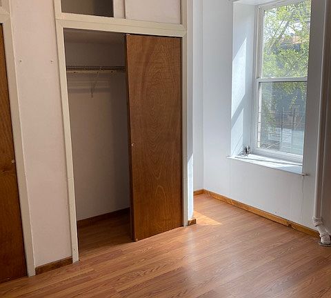 3rd image of 405 E 118th St APT 3