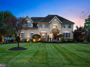11 Morning Glory Cir, Mullica Hill, NJ 08062