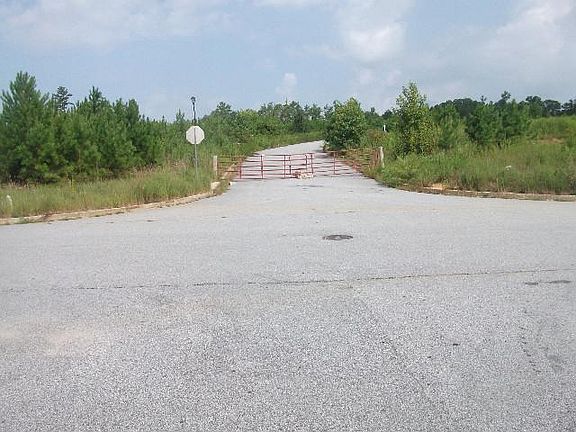 5th image of 7171 Tanger Blvd