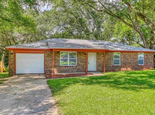 2502 Gator Ln, Pensacola, FL 32505