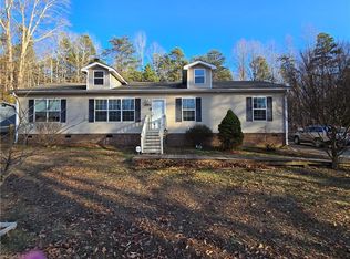 4093 Snyder Ridge Ln, Winston Salem, NC 27107