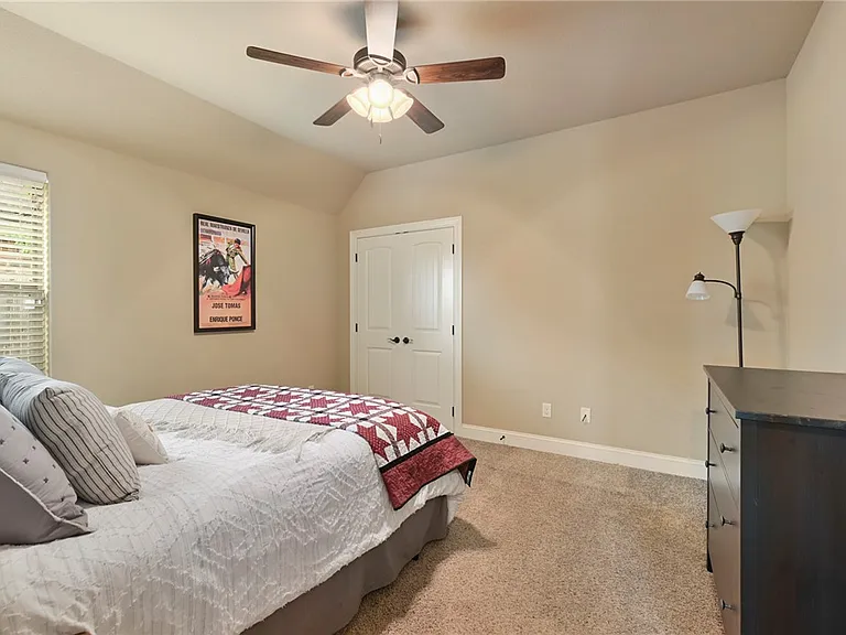 4008 Noirmont Ct — Photo 11