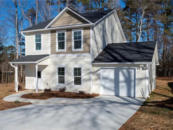 248 Sara Ln, Winston Salem, NC 27103