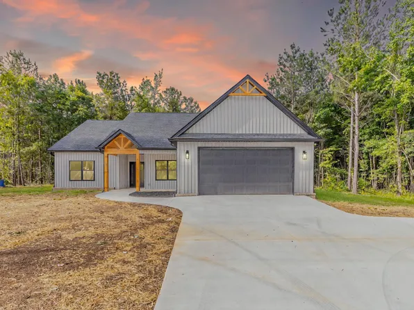 634 Gordy Cir, Tunnel Hill, GA 30755