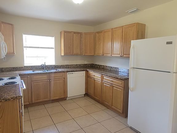 2nd image of 3916 W Watrous Ave