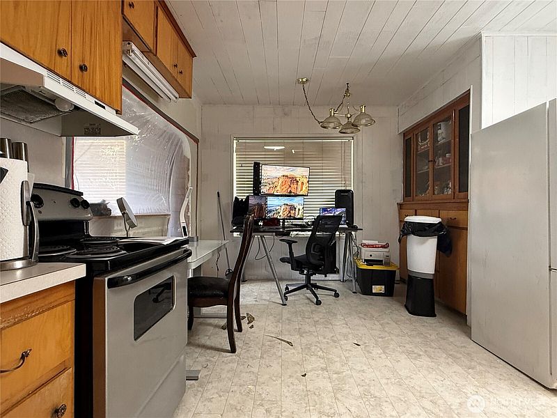 5th image of 603 Kansas Street SW #1 & 2