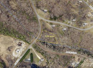 Clark Loop, Morganton, NC 28655