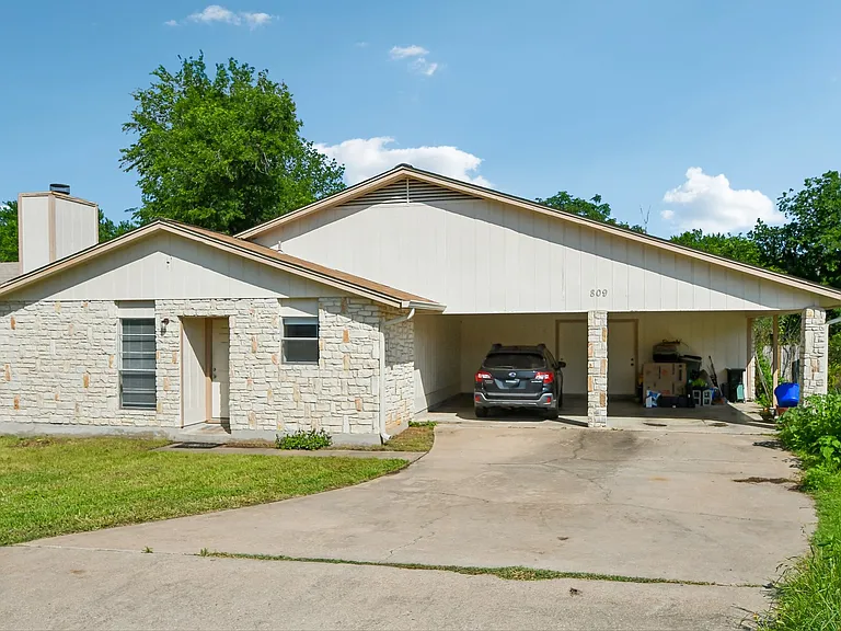 809 Sirocco Dr #A — Photo 3