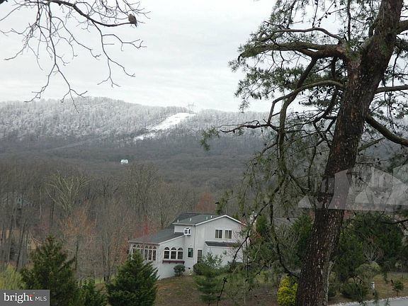 2nd image of 564 Peace Pipe Ln