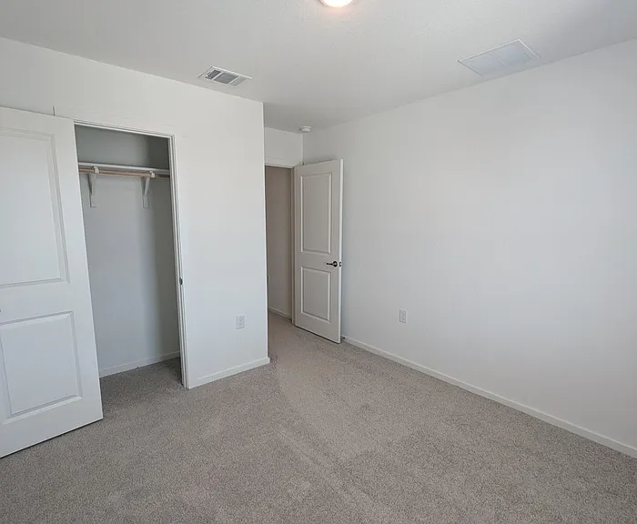 6031 Skipping Way — Photo 12