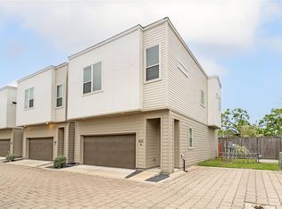 602 Thornton Oaks Ln, Houston, TX 77018