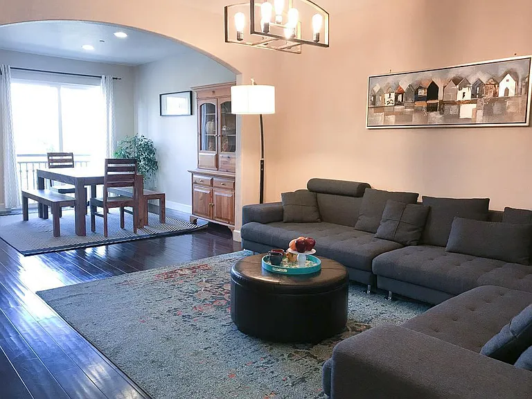 353 Esfahan Ct — Photo 22