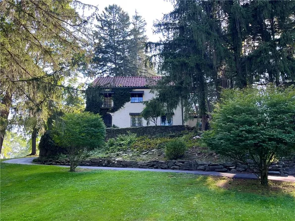 503 Edgewood Dr, Elmira, NY 14905