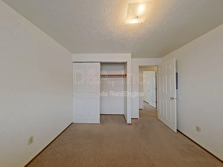 2521 SW Pickford St #D — Photo 8