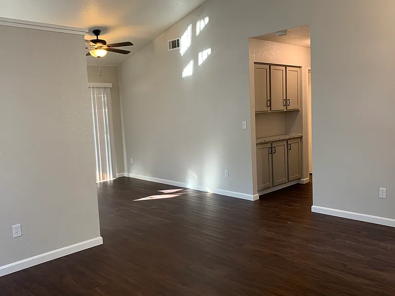2371 Little Aston Way — Photo 3