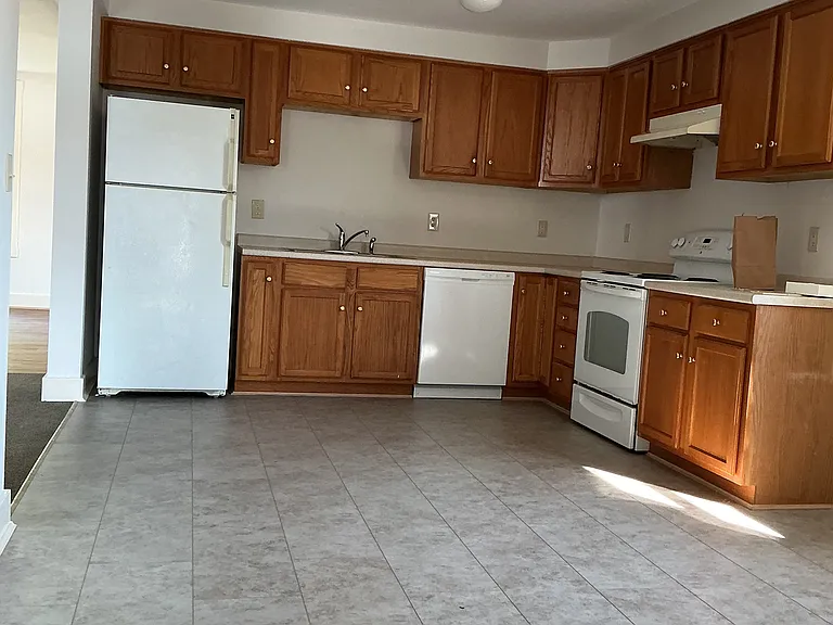 7 Cross St #1 — Photo 9