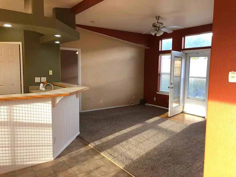 1653 Saddle Dr — Photo 4