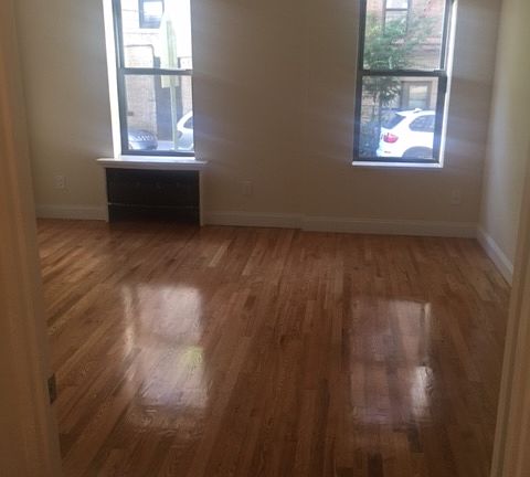 2nd image of 25 Cooper St APT 1E