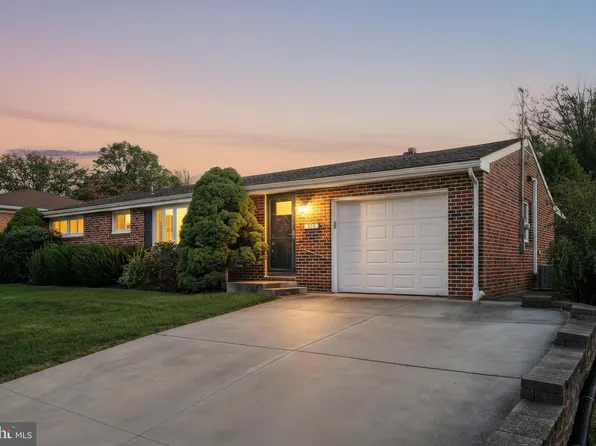 452 W Beaver St, Hellam, PA 17406