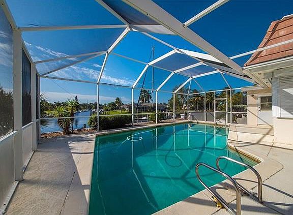 4th image of 9731 Cypress Lake Dr