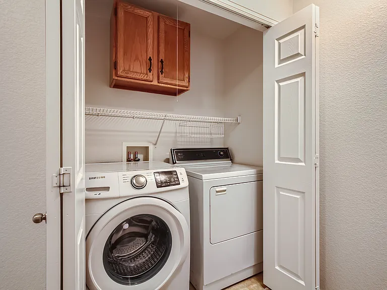 1753 S Buchanan Cir — Photo 12