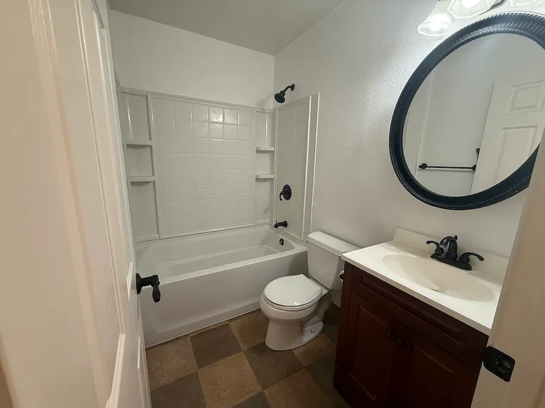 1647 Orinda Ct — Photo 10