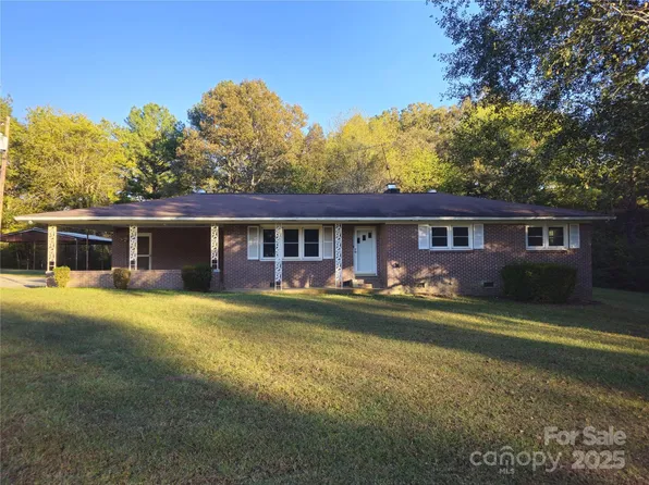 979 Meadowbrook Rd, Chester, SC 29706