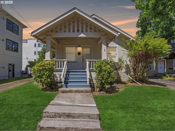 823 SE 45th Ave, Portland, OR 97215