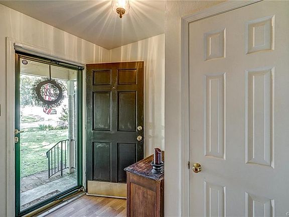 4th image of 7437 Sandlewood Dr